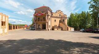Гостиница Ritsarskiy Dvor Hotel Патроны-5
