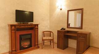 Гостиница Ritsarskiy Dvor Hotel Патроны-2
